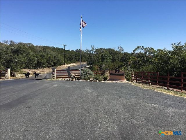 530 Stallion Estates, Spring Branch, TX 78070