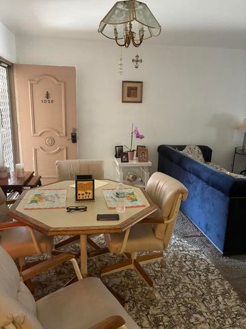 3020 NE 16th Avenue 102, Oakland Park, FL 33334