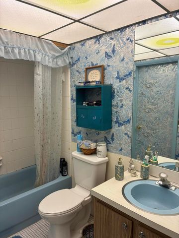 3020 NE 16th Avenue 102, Oakland Park, FL 33334