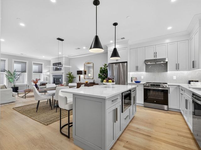 175 School St 2, Boston, MA 02130