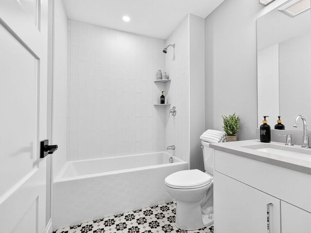 175 School St 2, Boston, MA 02130