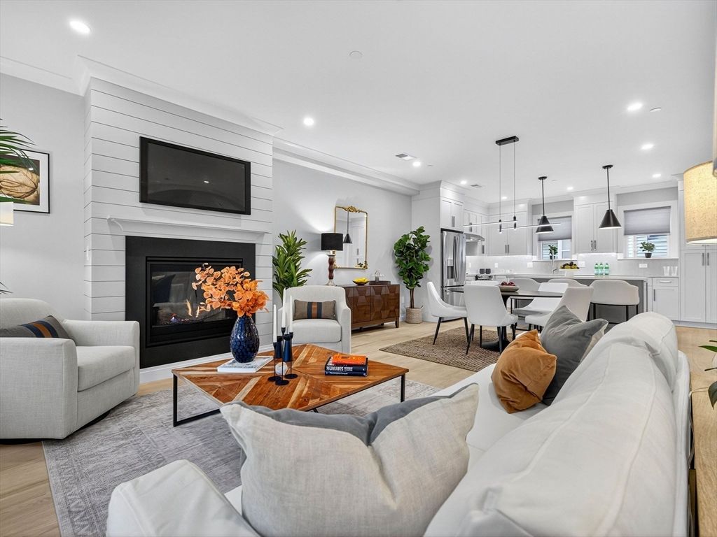 175 School St 2, Boston, MA 02130