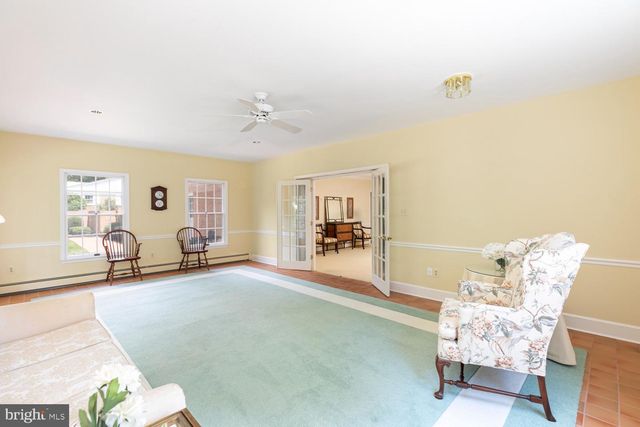 6016 BERWYND RD, Fairfax, VA 22030