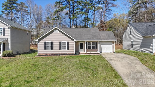 11434 Northwoods Forest Drive, Charlotte, NC 28214