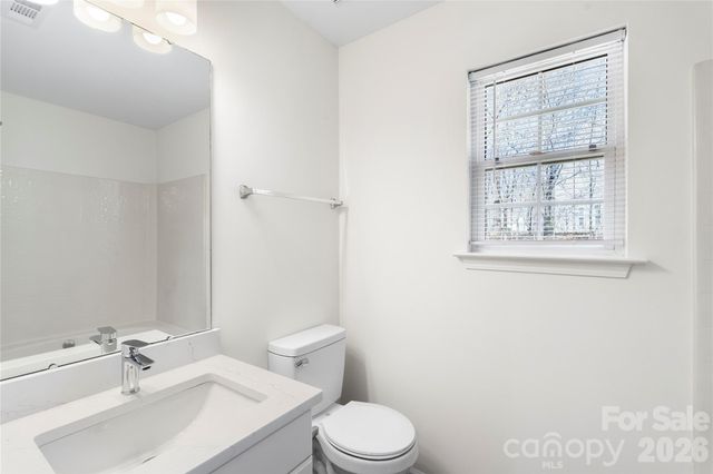 11434 Northwoods Forest Drive, Charlotte, NC 28214