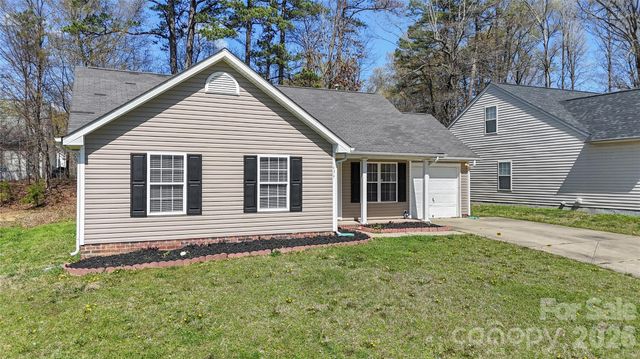 11434 Northwoods Forest Drive, Charlotte, NC 28214