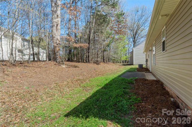 11434 Northwoods Forest Drive, Charlotte, NC 28214