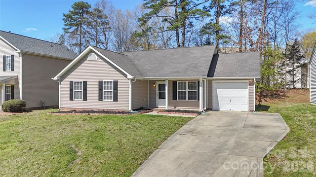 11434 Northwoods Forest Drive, Charlotte, NC 28214