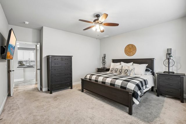 1605 Benny Lane, Little Elm, TX 75068