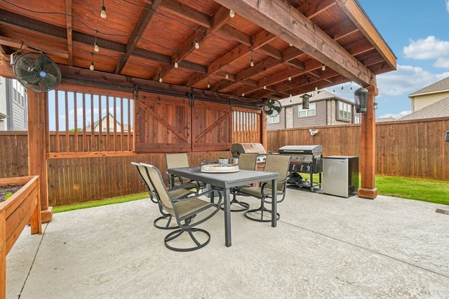 1605 Benny Lane, Little Elm, TX 75068