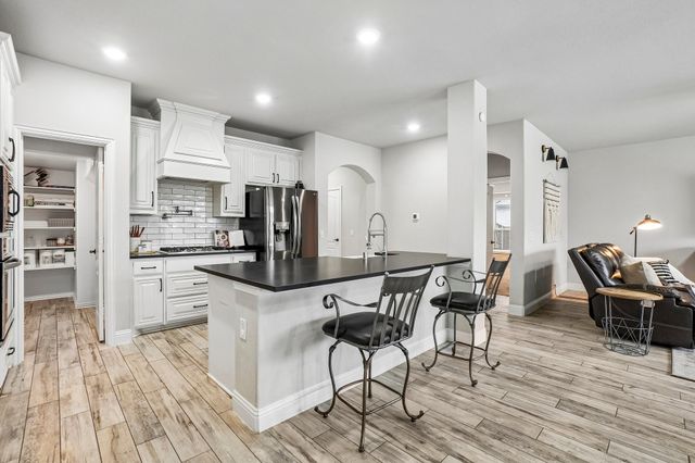 1605 Benny Lane, Little Elm, TX 75068