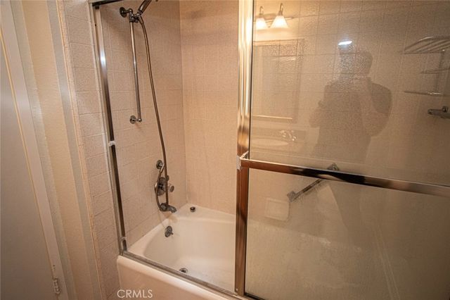 682 Via Alhambra P, Laguna Woods, CA 92637