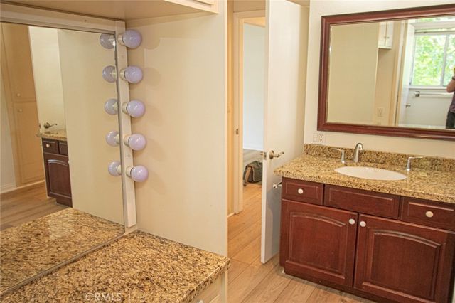 682 Via Alhambra P, Laguna Woods, CA 92637