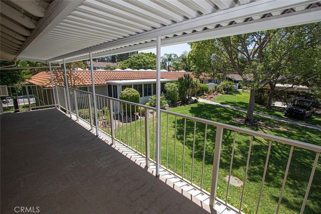 682 Via Alhambra P, Laguna Woods, CA 92637