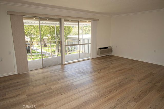682 Via Alhambra P, Laguna Woods, CA 92637