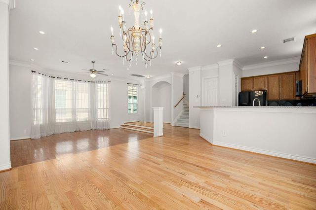 5723 Kansas Street, Houston, TX 77007