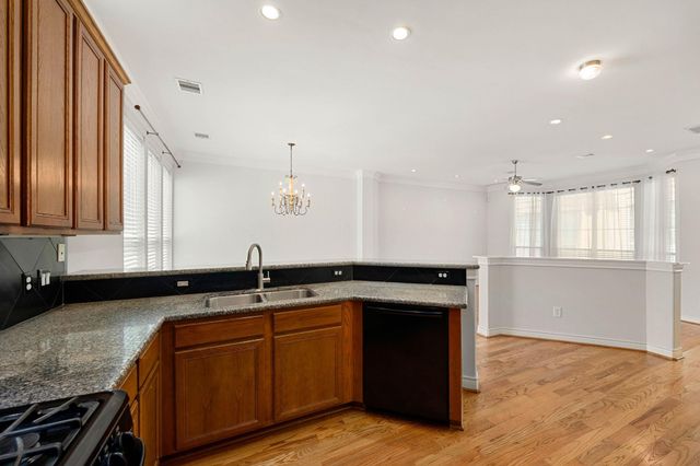 5723 Kansas Street, Houston, TX 77007