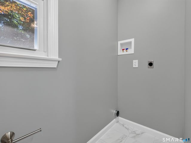 21 Woodland Drive, Salem, CT 06420