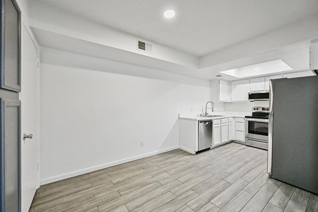 1075 E Chandler Boulevard Unit 120, Chandler, AZ 85225