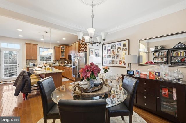 211 BEACON PL NE, Washington, DC 20011