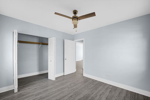 2046 E 72nd Place 2w, Chicago, IL 60649