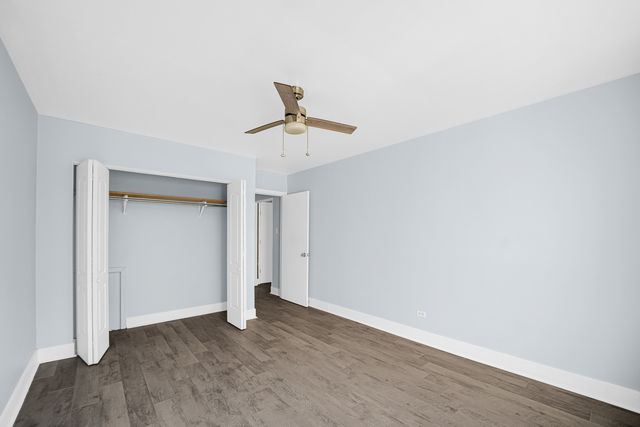 2046 E 72nd Place 2w, Chicago, IL 60649