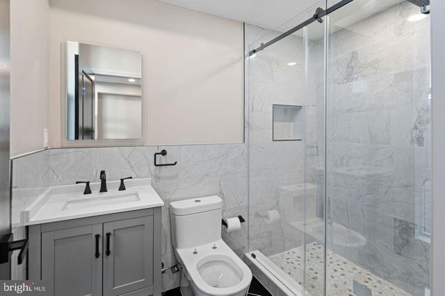 244 MONTROSE ST, Philadelphia, PA 19147