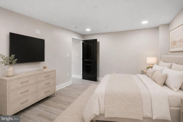 244 MONTROSE ST, Philadelphia, PA 19147