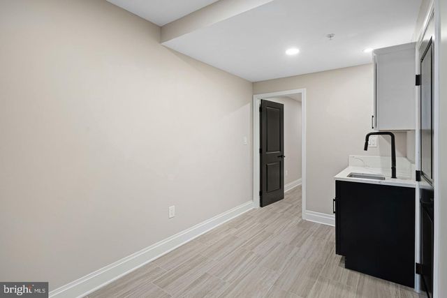 244 MONTROSE ST, Philadelphia, PA 19147