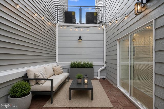 244 MONTROSE ST, Philadelphia, PA 19147