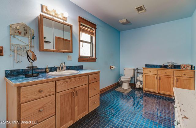 28 W M Stewart Road, Carriere, MS 39426