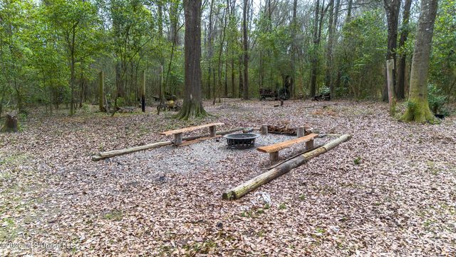 28 W M Stewart Road, Carriere, MS 39426