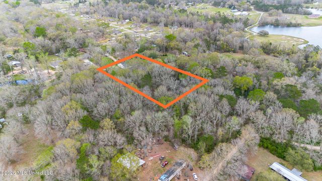 28 W M Stewart Road, Carriere, MS 39426