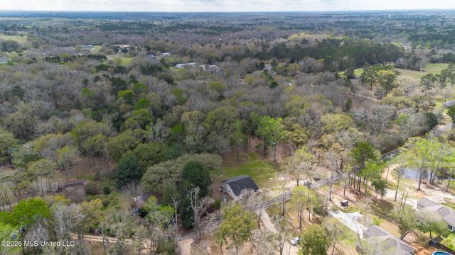 28 W M Stewart Road, Carriere, MS 39426