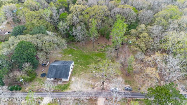 28 W M Stewart Road, Carriere, MS 39426