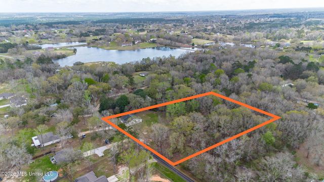 28 W M Stewart Road, Carriere, MS 39426