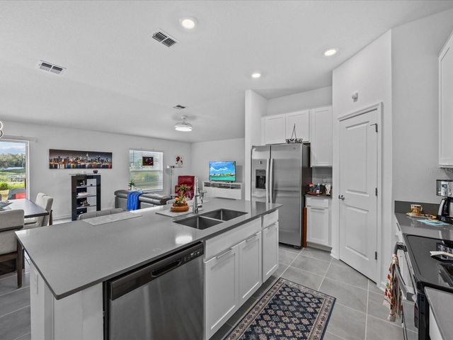 873 DARING DRIVE, Davenport, FL 33837