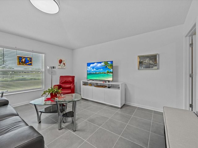 873 DARING DRIVE, Davenport, FL 33837