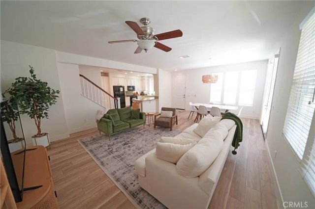 28635 Pietro, Valencia, CA 91354