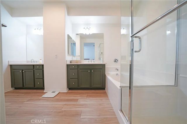 28635 Pietro, Valencia, CA 91354
