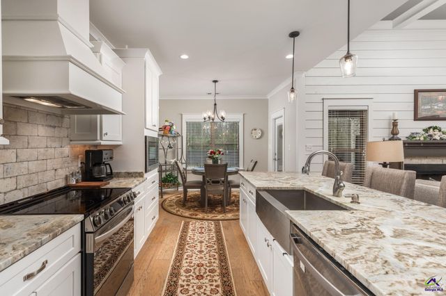 107 Windborne Court, Kathleen, GA 31047