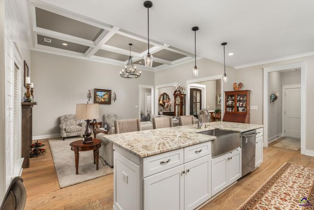 107 Windborne Court, Kathleen, GA 31047