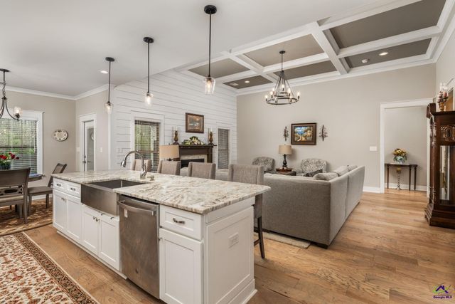 107 Windborne Court, Kathleen, GA 31047