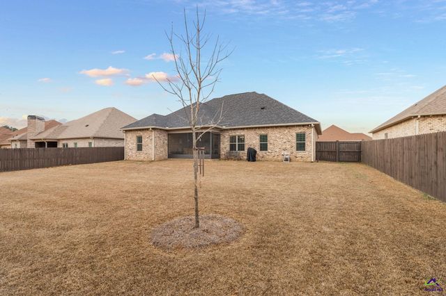 107 Windborne Court, Kathleen, GA 31047