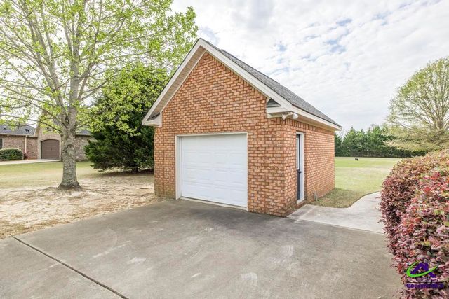 436 Eli Way, Byron, GA 31008