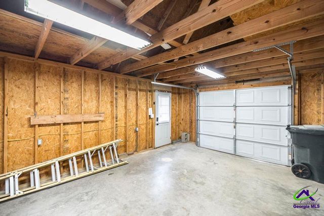 436 Eli Way, Byron, GA 31008