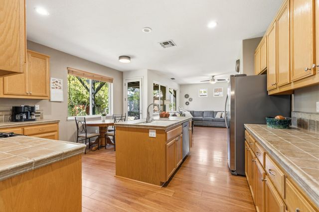3154 Olympic Way, Auburn, CA 95603