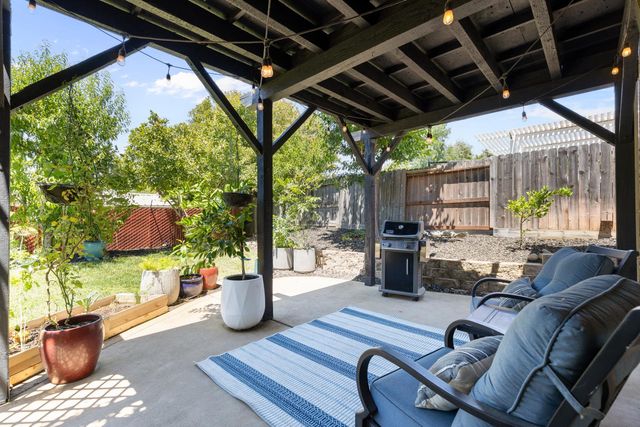 3154 Olympic Way, Auburn, CA 95603