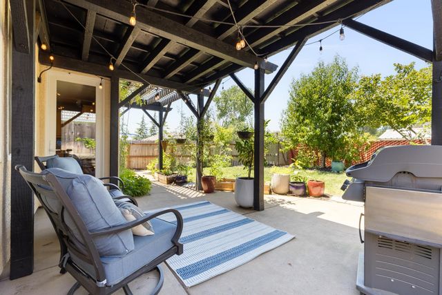 3154 Olympic Way, Auburn, CA 95603