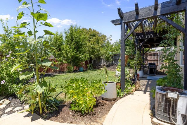 3154 Olympic Way, Auburn, CA 95603